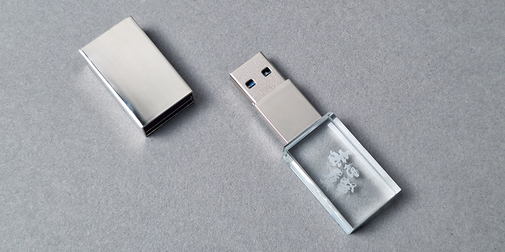 USB限定版  |  赤心巔峰