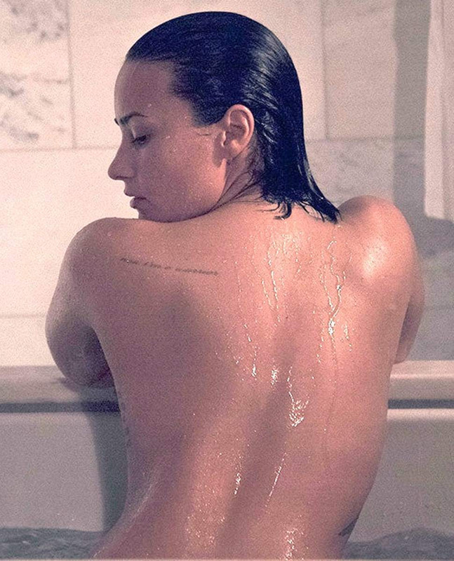 Demi-Lovato-Nude-Sex-Tape-Leaked-73