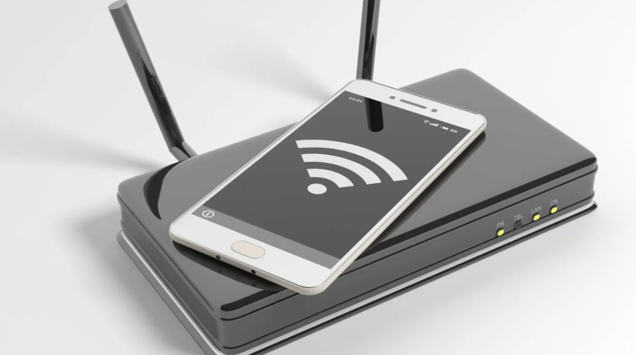 ¿Cómo conectarte a una red WiFi desde tu celular sin saber la contraseña?