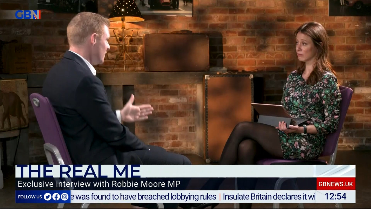 10.26 - 12.00.00 - The Briefing With Gloria De Piero. Your must-watch....mts_snapshot_55.54.409