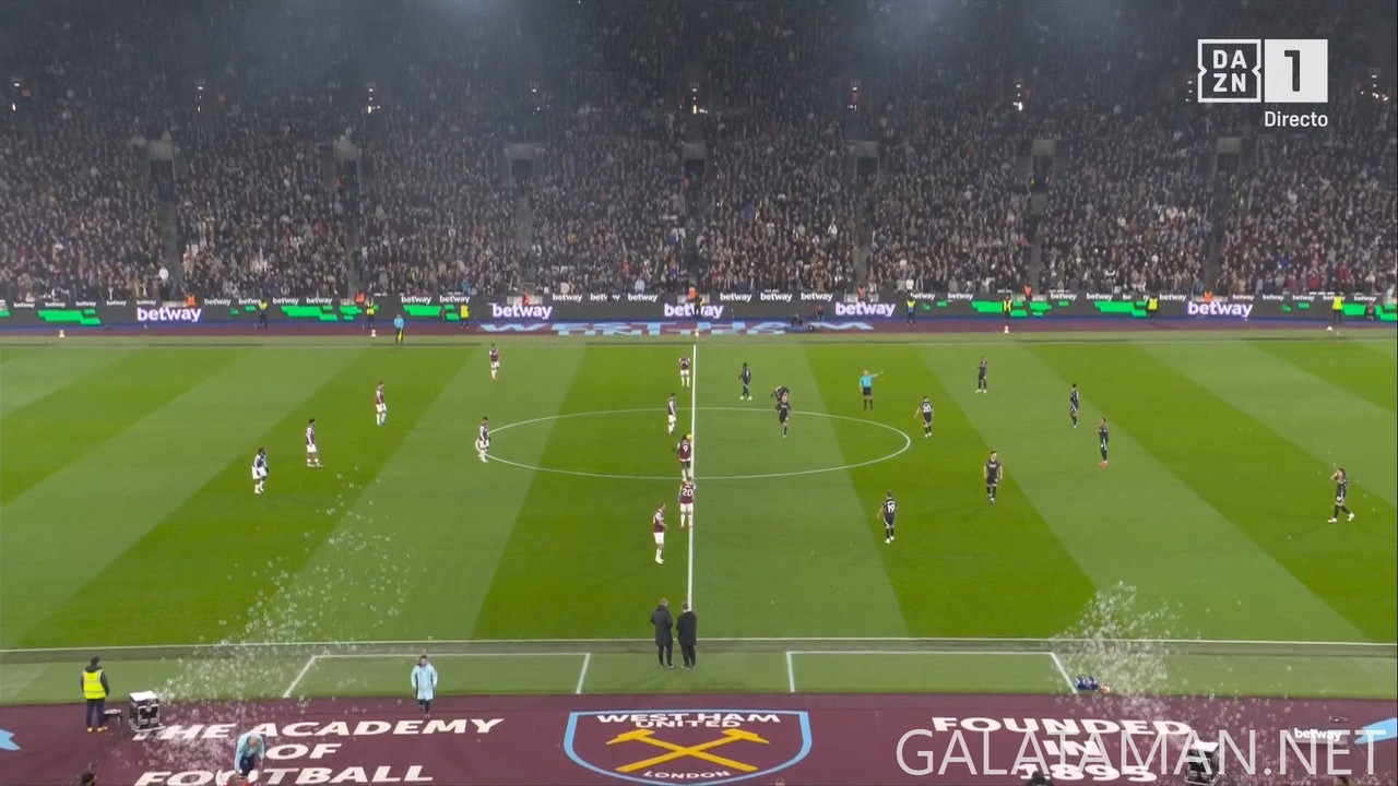 [Image: 11-30-18-18-02-DAZN-1-HD-West-Ham-United...28-474.jpg]