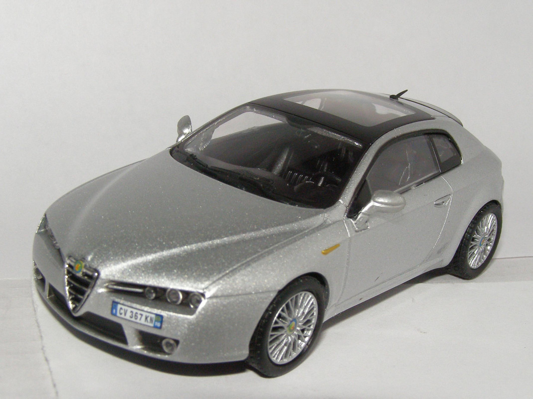 Alfa Romeo Brera (3)