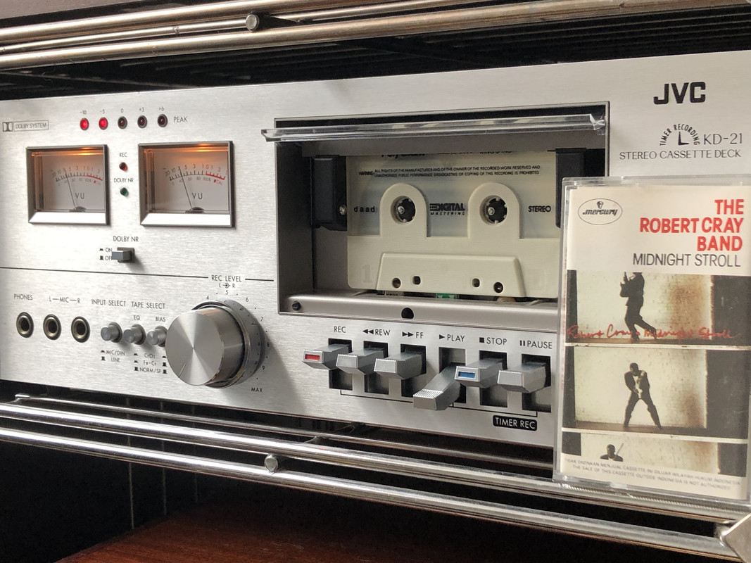 6E282684-966B-4A48-A6CD-2330E4EDE1CE