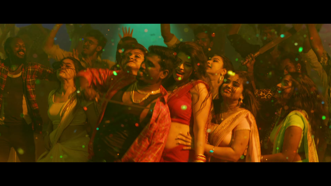 vlcsnap 2025 11 25 23h28m48s303