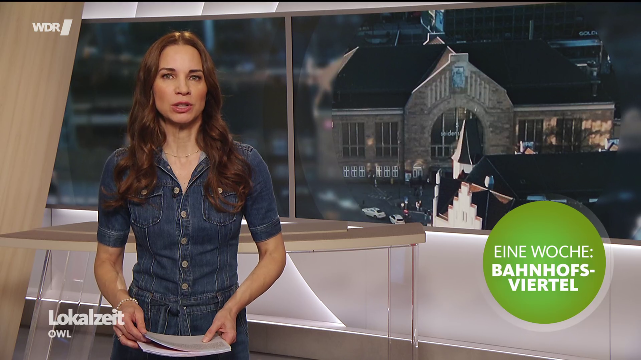 Kristina Sterz WDR Lokalzeit OWL 24 04 2026 90X Caps 66