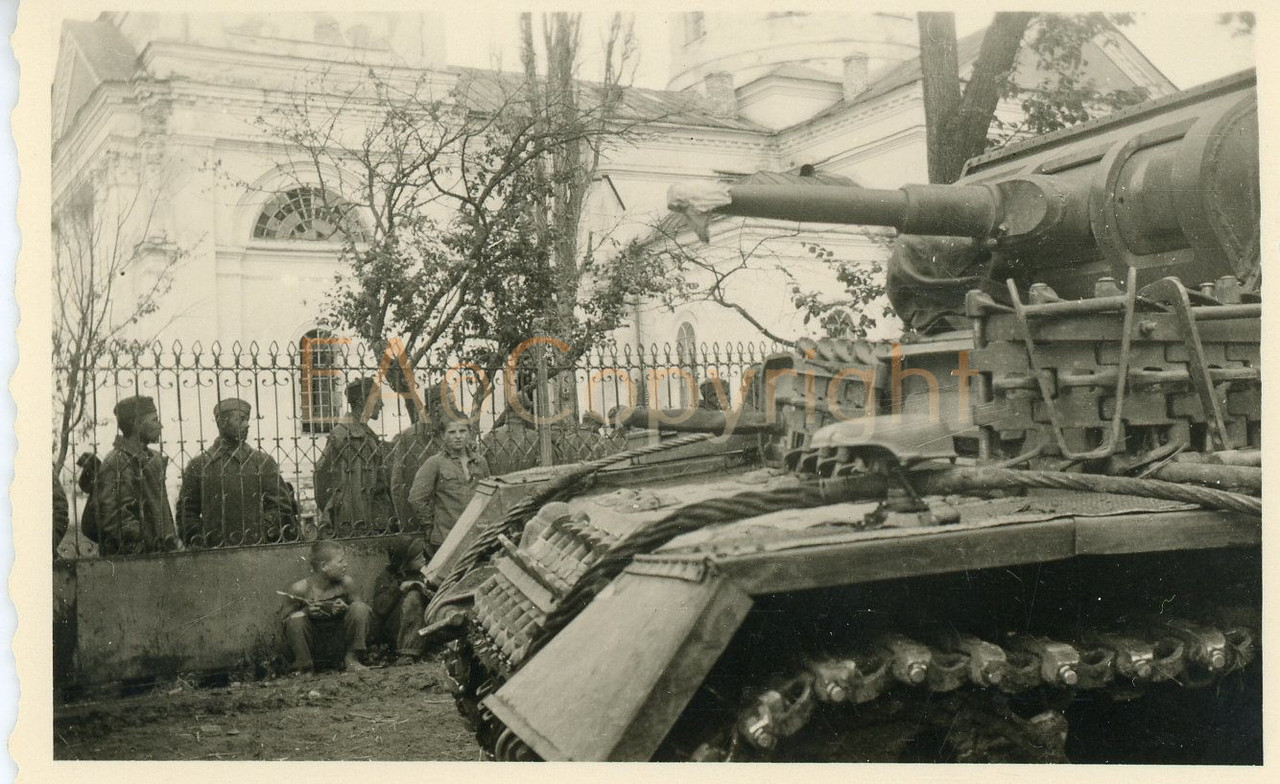 Panzer Tank POW Gefangene Ostvölker Russland Kin