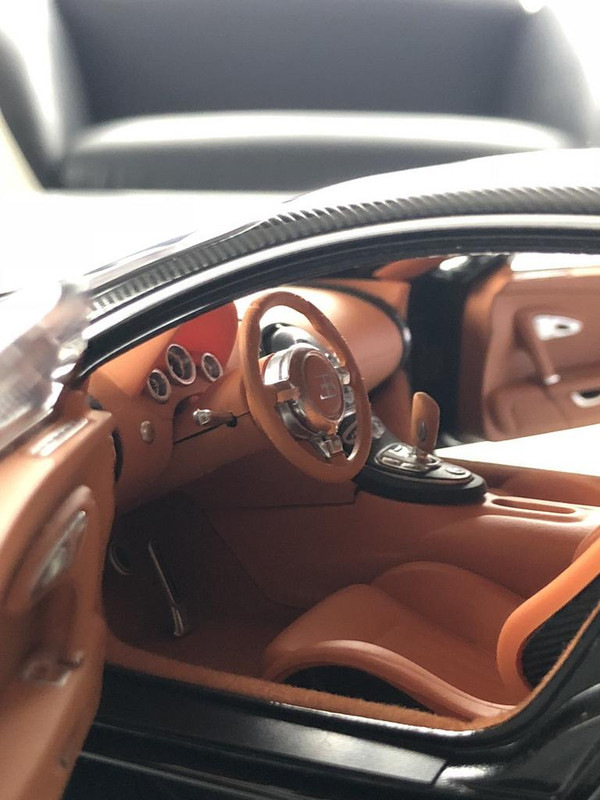 3480B83F-885D-4248-B7D9-A03CC85F9944