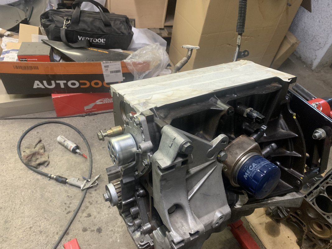 FD1B1D31-F017-4298-9B74-3003E0A524E5