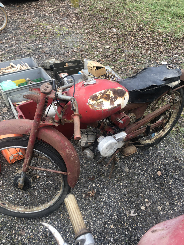 16EBDF1E-515A-4CAA-A8A0-36C2009C02ED