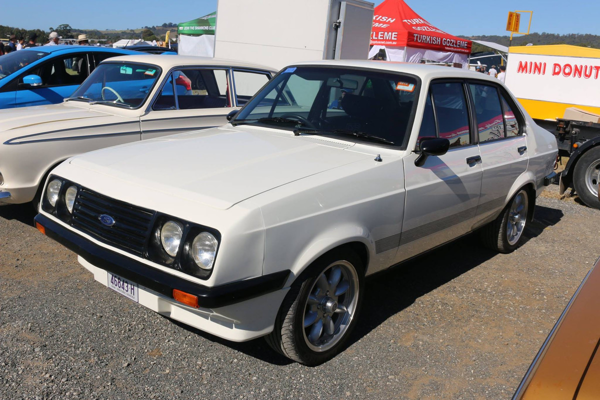 31939653_10215774322459921_5583673100748193792_o