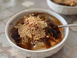 Süßes Gelee-Dessert with Eis und Sirup (Bingfen)