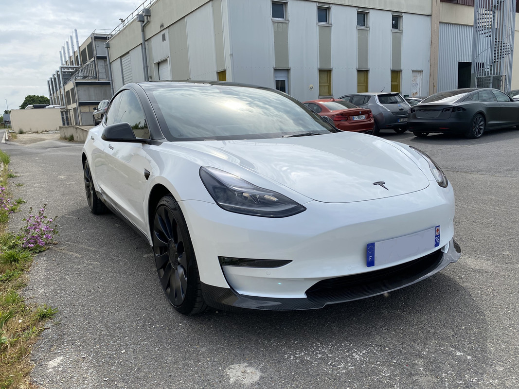 B2860828-B8DB-4332-8943-289EAFA01593