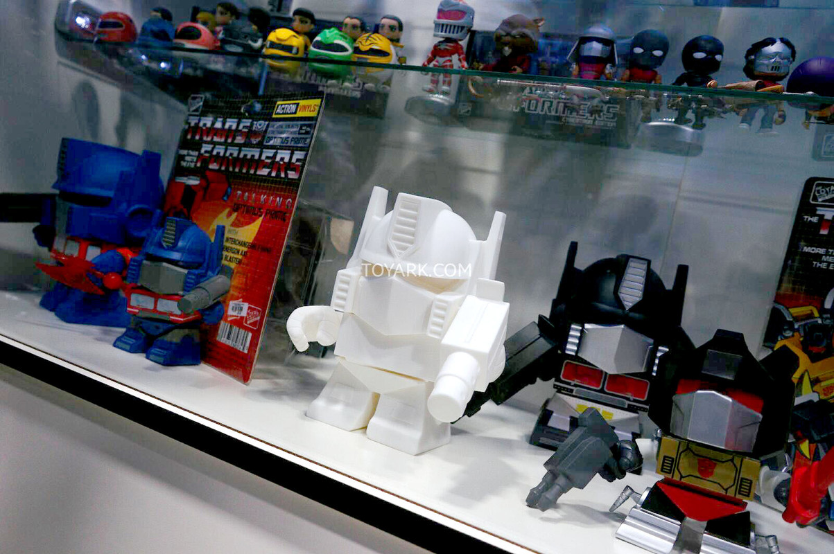 SDCC-2014-Loyal-Subjects-Transformers-012_140633