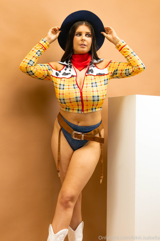 There’s a snake in my boot _0_0002