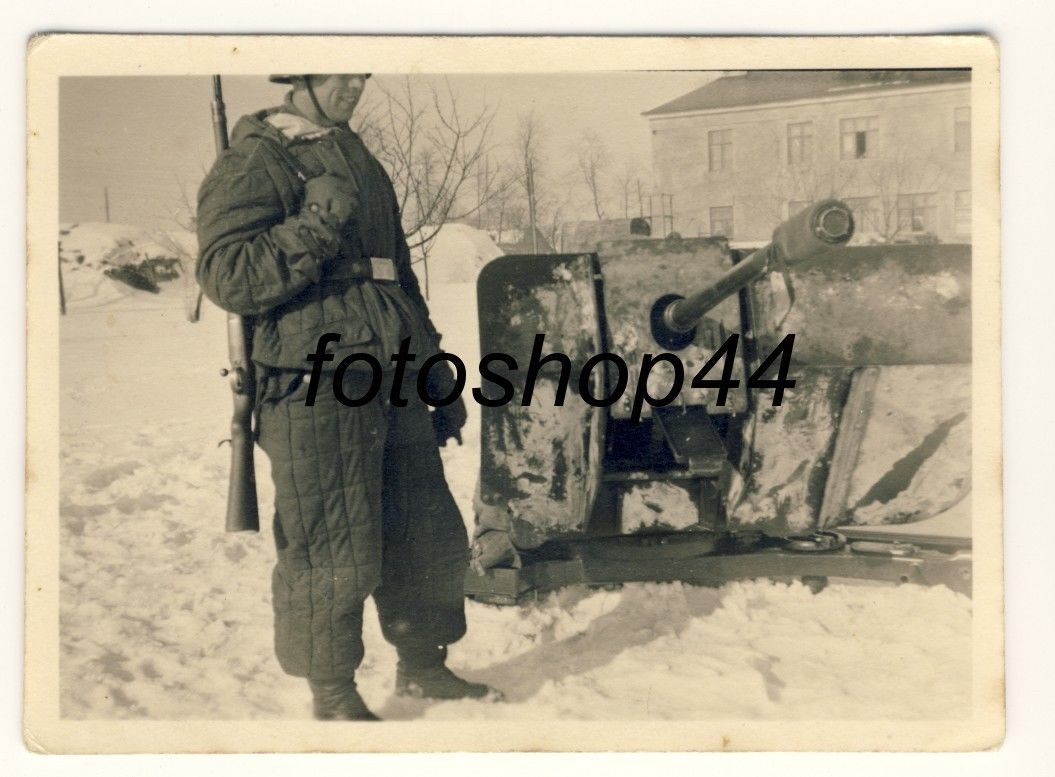 2cm Flak Geschütz Erdkampfschild Wintertarn
