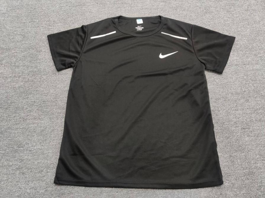 Nike Dry Fit Kit