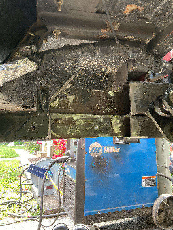 E5A72B65-2424-4C05-B68E-F64D9204E7B2