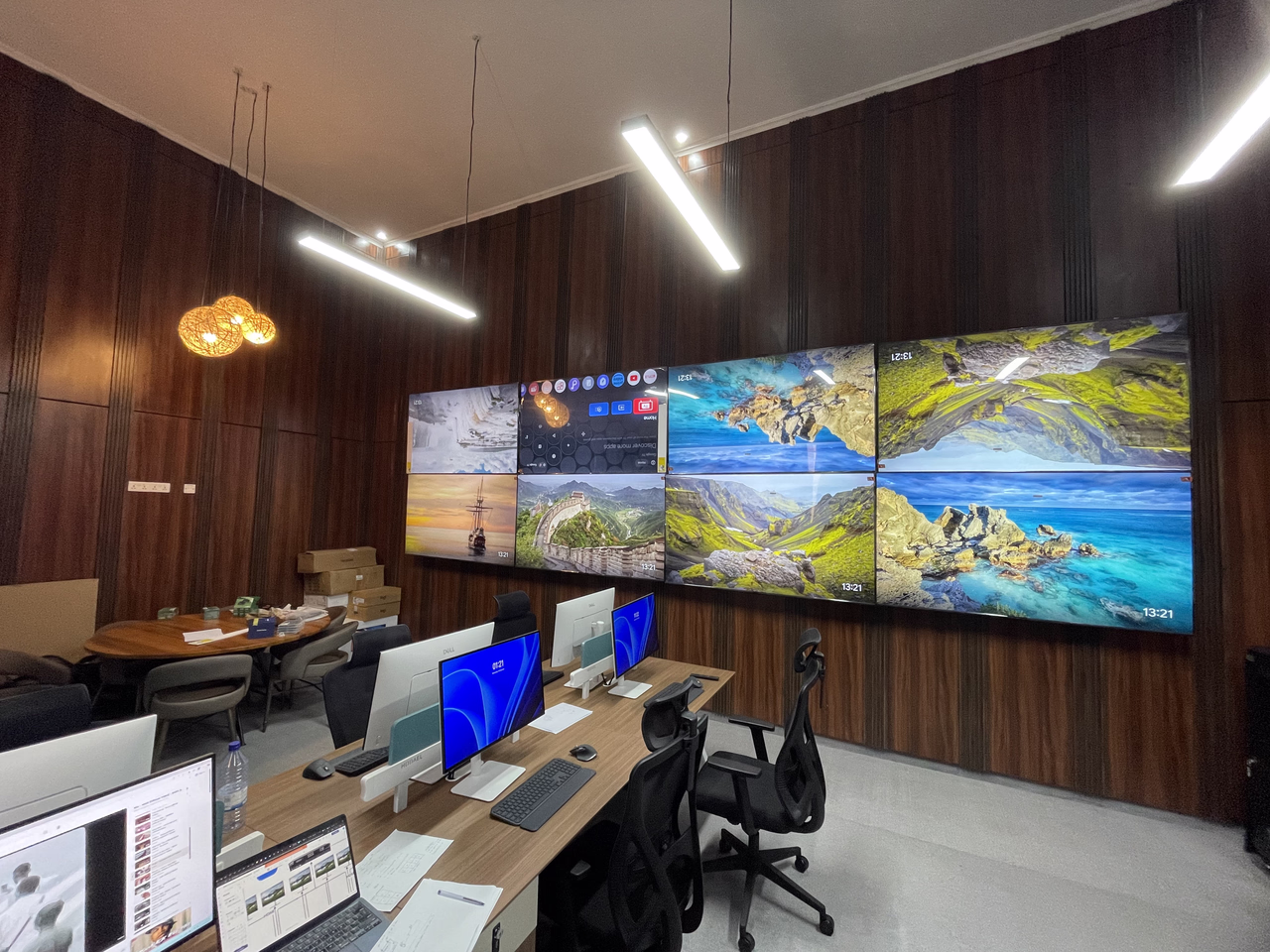 Rwanda Medical Supply Operational Center 
