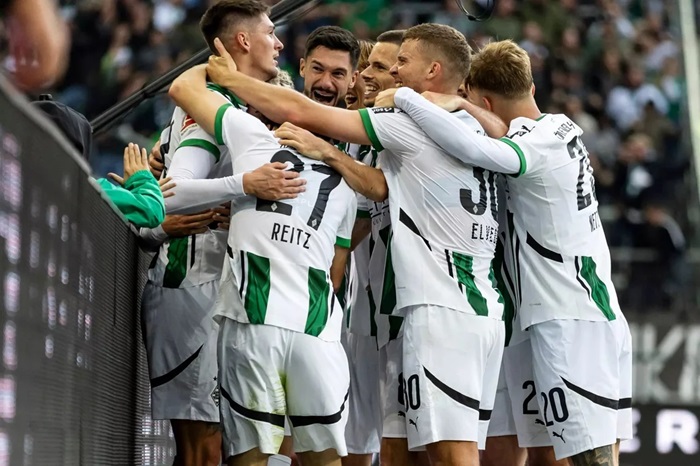 Monchengladbach vs Hamburger, 22h30 ngày 24/08