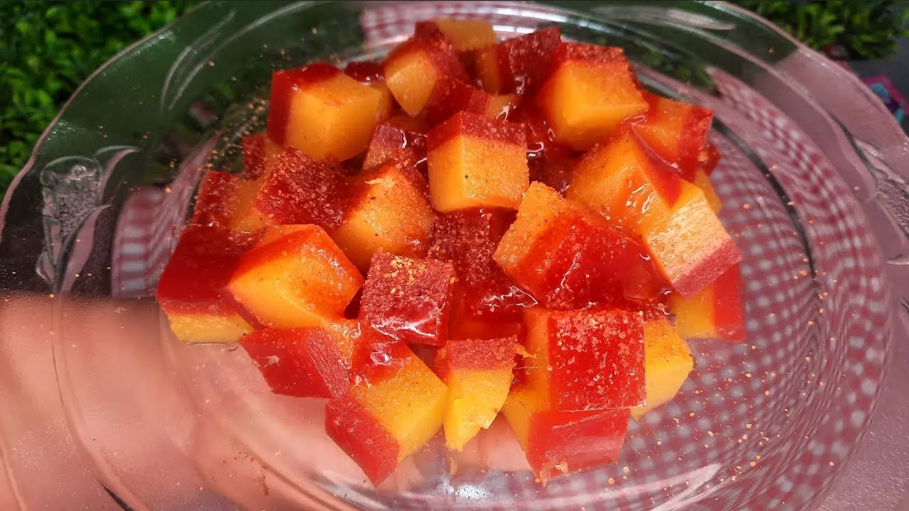 ¿Cómo preparar gomitas de mango con chile? Hazlo con estos sencillos pasos