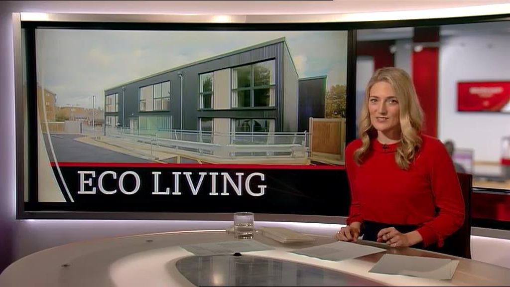 Charlotte Wright 271020 009