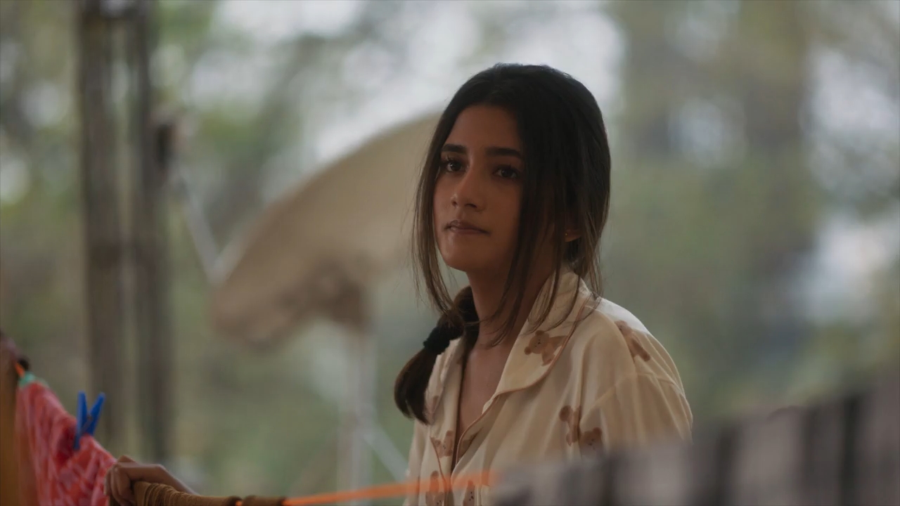 Gutar Gu 2025 WebRip Season 3 [Hindi] 480p 720p ESub Screenshot