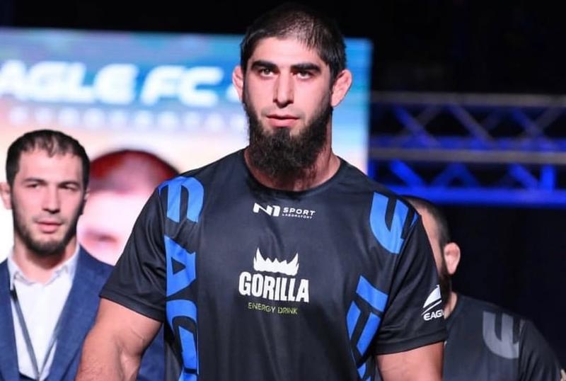 От залата на Хабиб Нурмагомедов изгря боец в тежка категория