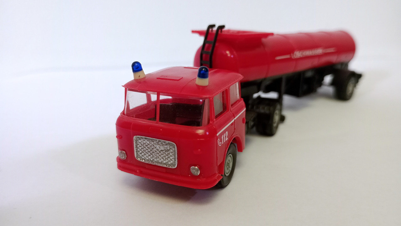 Mach (3687)