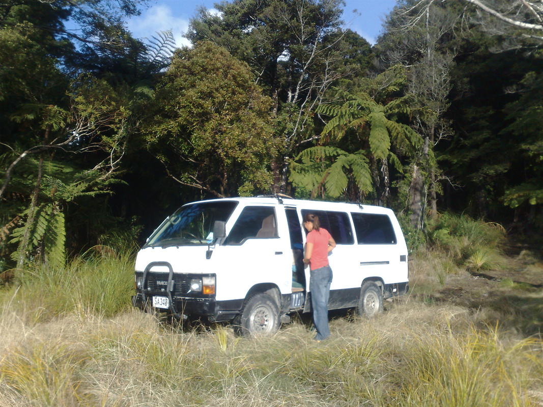 Our 'classic' 1987 4wd Lwb 2.4 diesel hiace workhorse... Land-above-Wainui