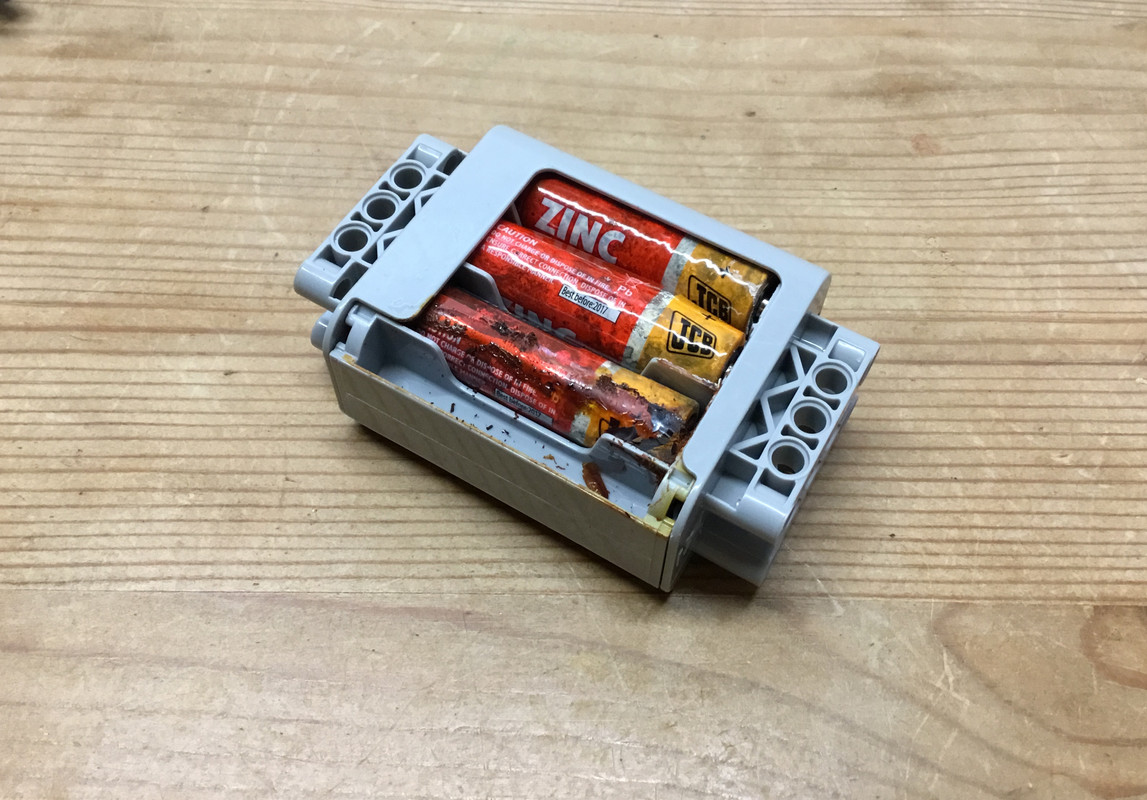 5-D5-C0-DB9-0-E87-4781-B216-300-A2-A69-F