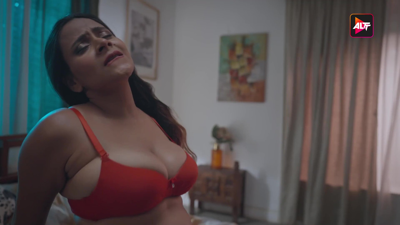 vlcsnap-2025-05-13-01h39m17s555