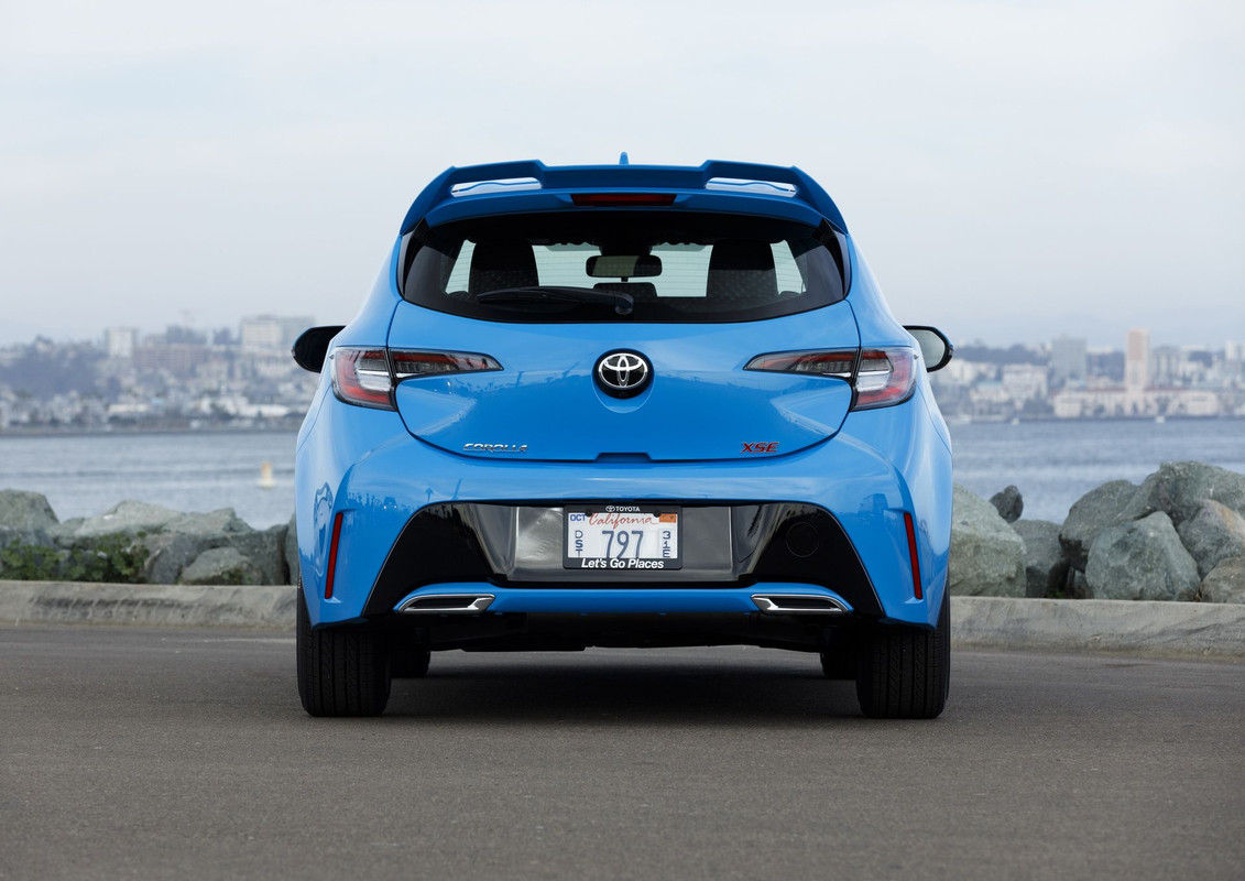 2019 Toyota Corolla Hatchback (4)