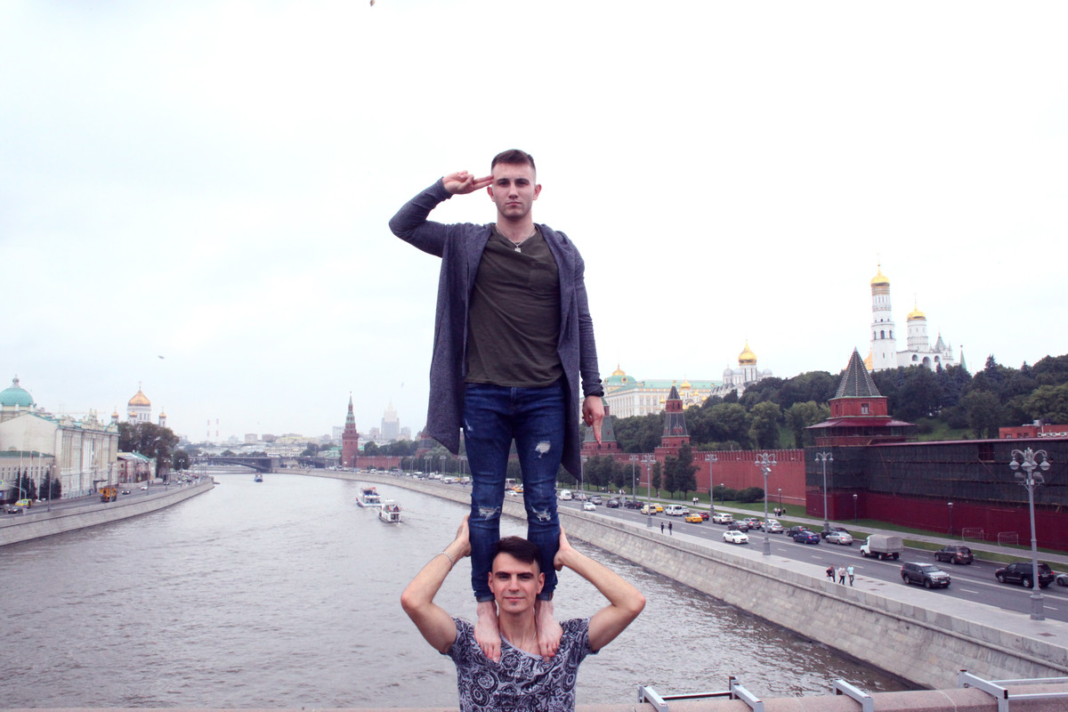 14F67AD9-E900-497A-AF35-FA2706424308