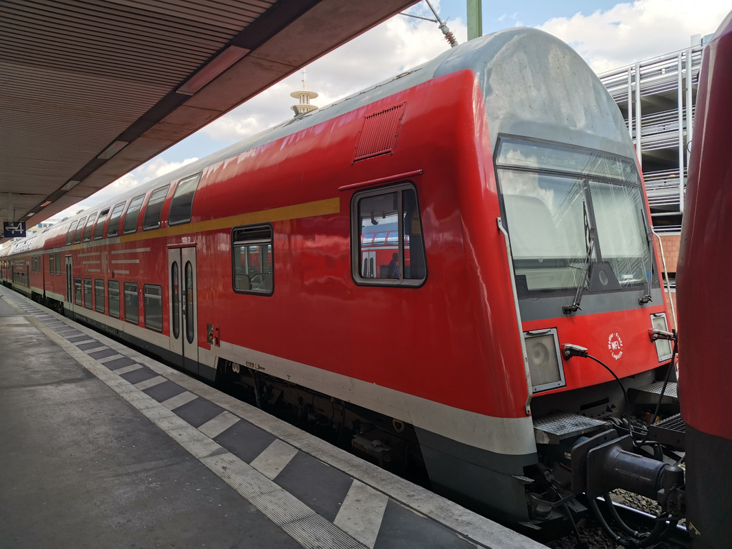https://i.postimg.cc/LsPLYspq/30-250603-070-Hannover-S-34613-DABbuzfa760-36-33-049-8.jpg