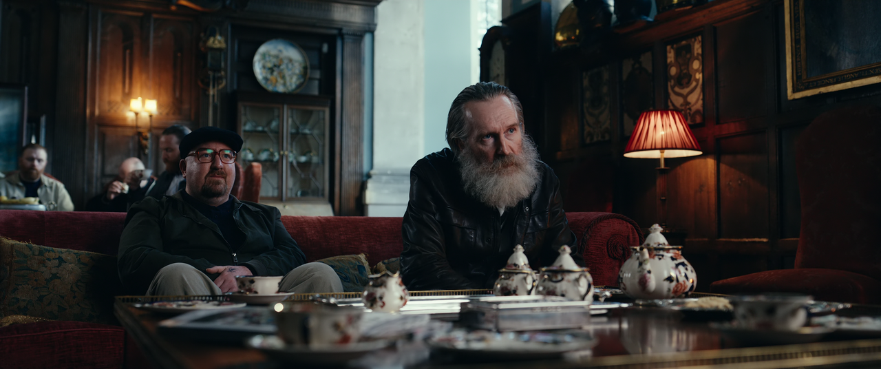 The.Gentlemen.S01E02.Tackle.Tommy.Woo.Woo.2160p.10bit.NF.WEB-DL.DDP5.1.HEVC-Vyndros.mkv_snapshot_00.