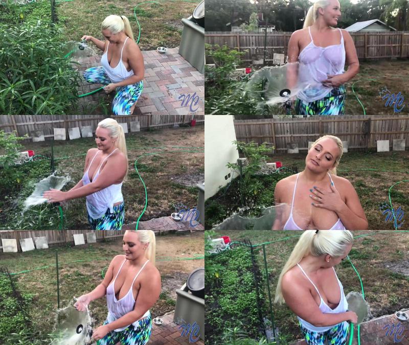Macy_Cartel_-_Garden_Titties_-_Manyvids