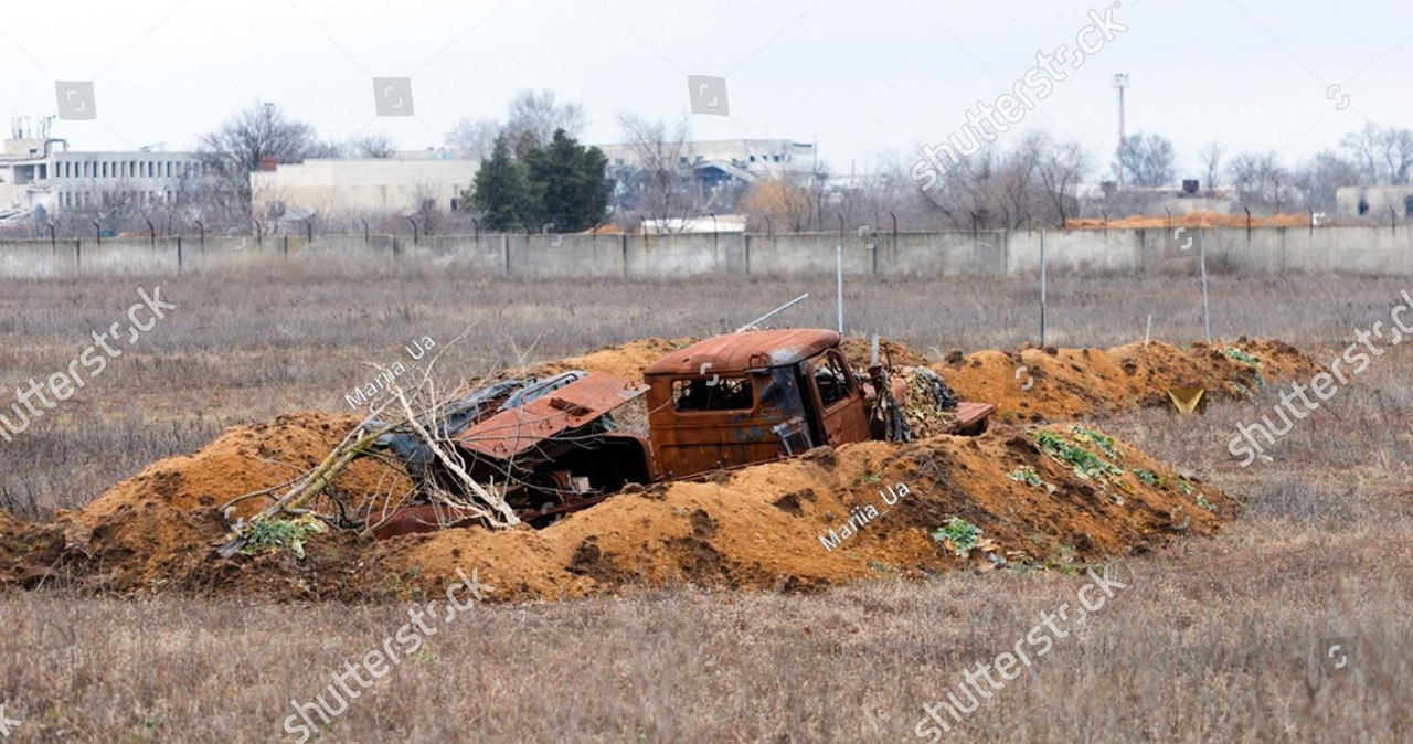 1000 APA-5D airfield starter vehicle destr 29 08 22