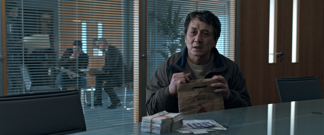 The Foreigner (2017) (1080p BluRay x265 SAMPA)-09