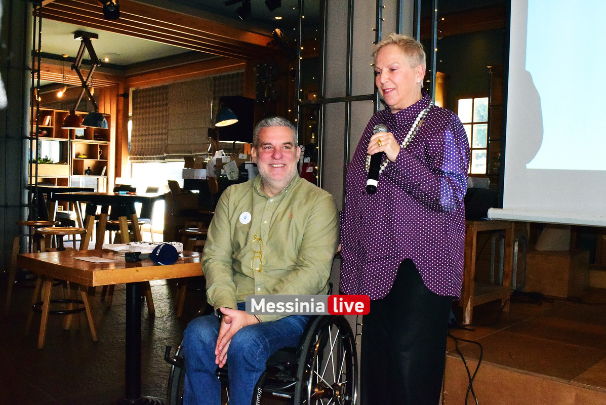 ΔΙΑΦΟΡΟΖΩDSC_0597