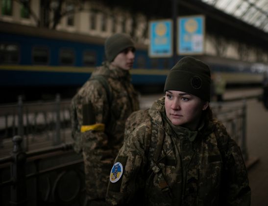 Кроме того очевидным свидетельством того что брюки и куртка Кроме того очевидным свидетельством того что брюки и куртка