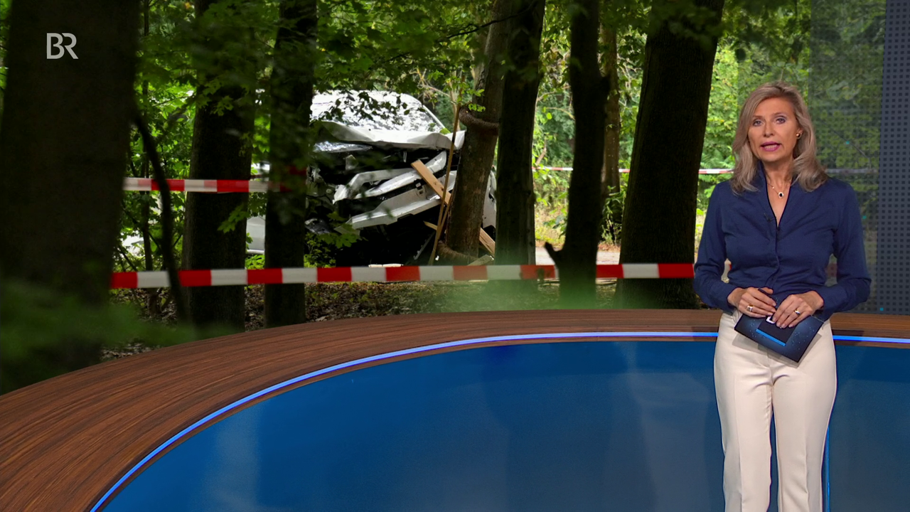 Anouschka Horn BR24 27 07 2026 95X Caps 16