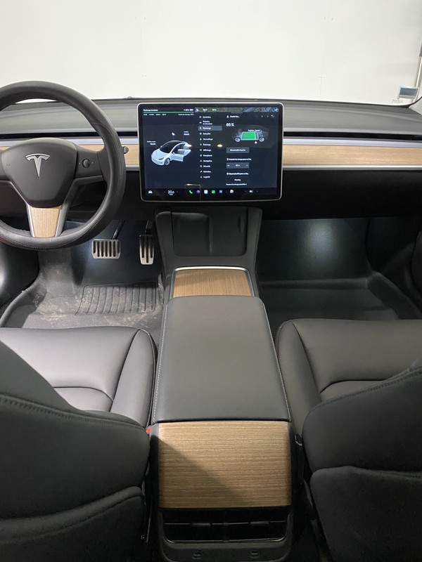 35C8565B-F59F-4A27-8A22-F40594E97414