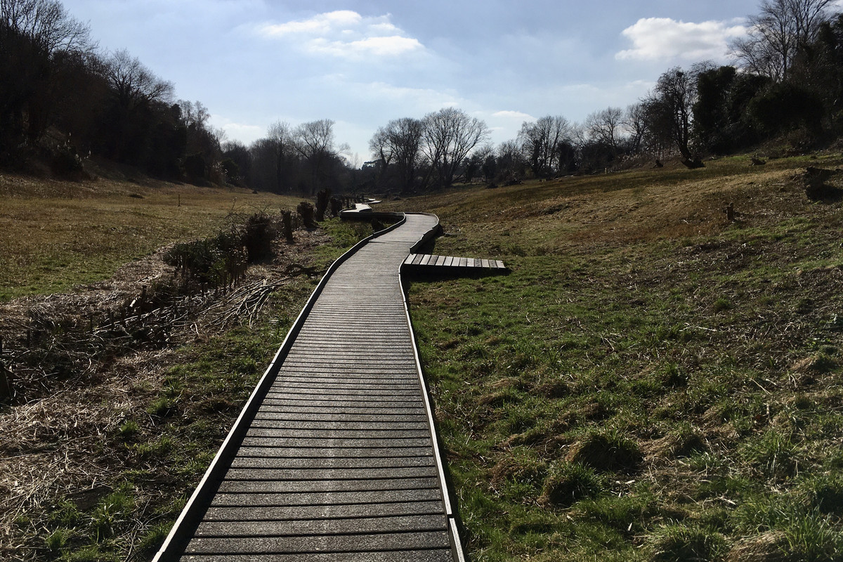 90EC18F3-F639-4868-9663-13126F54A8CA