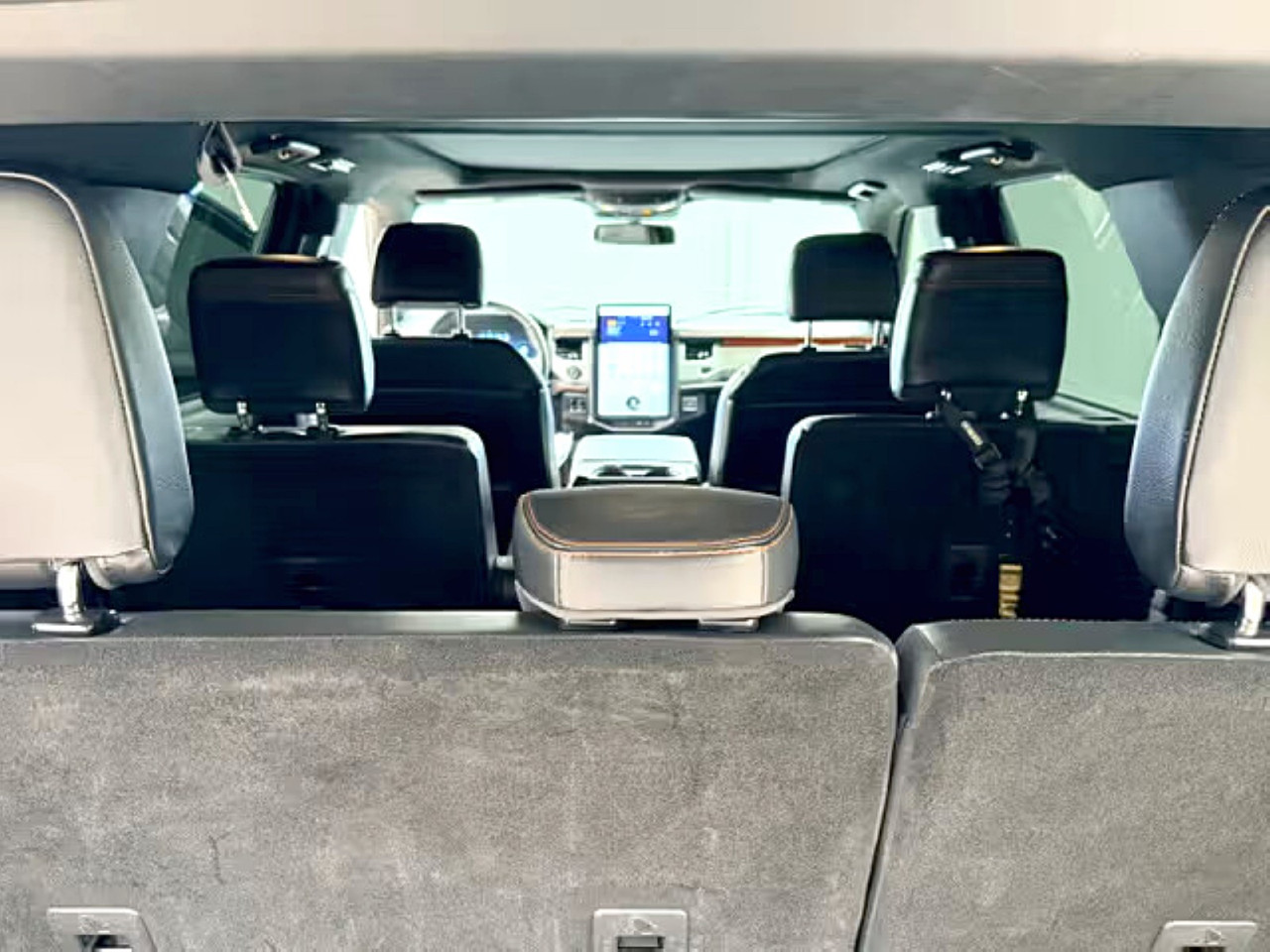 Vehicle thumbnail 10