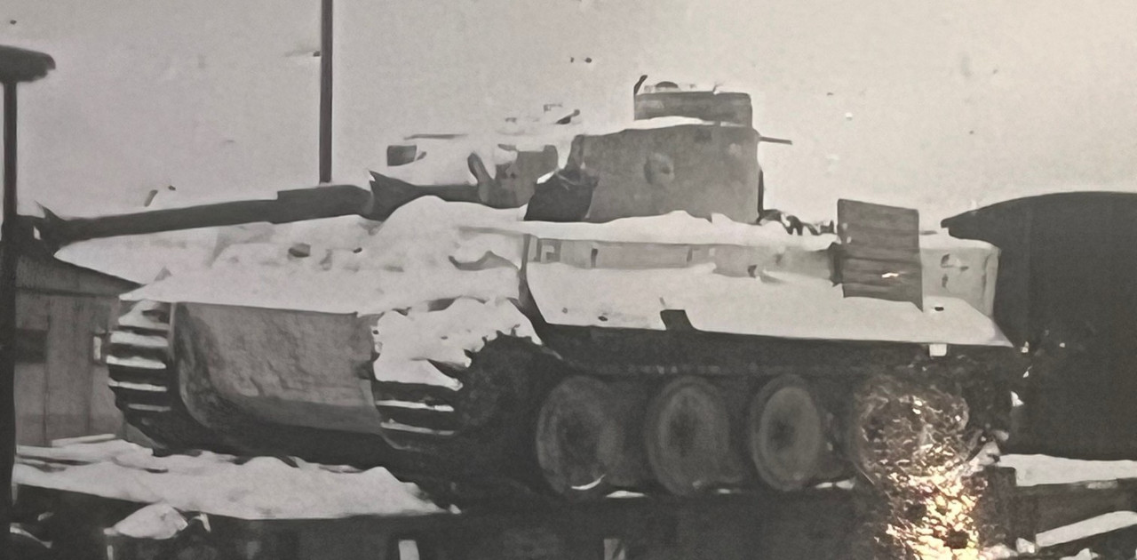 Orig Foto Febr 1944 Dt Panzerkampfwagen VI Tiger Ostfront (2)