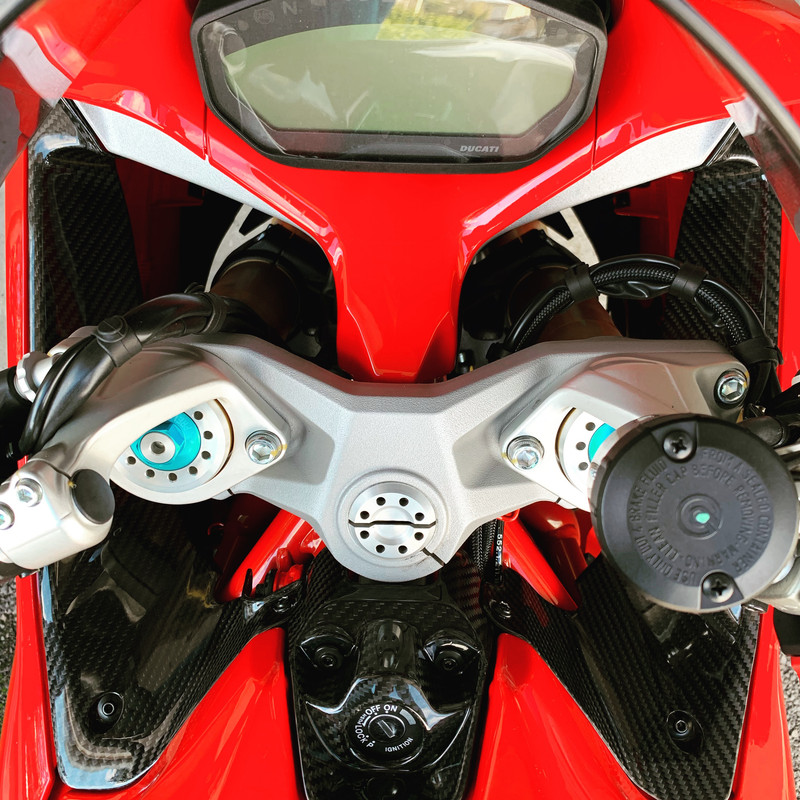 15BA7C6F-A9FD-464C-94A7-B7D66749B09E