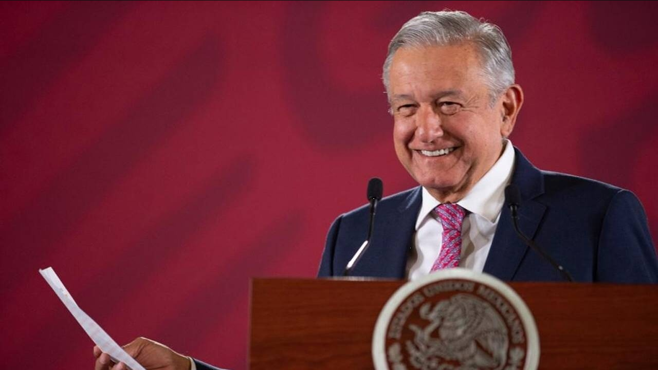 AMLO dice que no cualquiera puede ser presidente