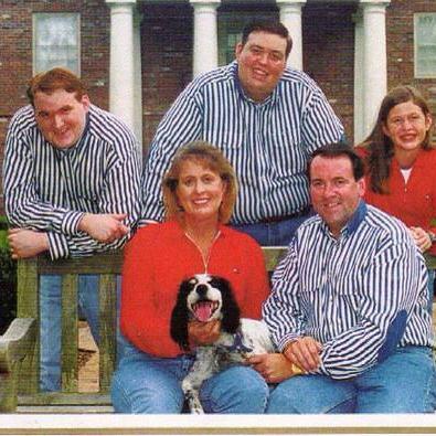 Sarah Sanders with her parents and brothers in her childhood.