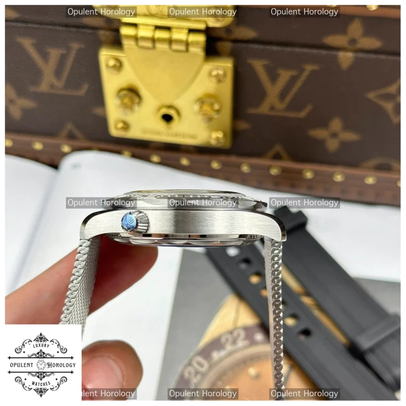 Omega Seamaster Diver 300M 1:1 Replica, Grey Dial, Automatic 42mm