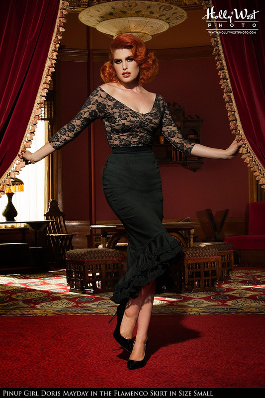 http://mediaz.pinupgirlclothing.com/catalog/product/cache/1/image/9df78eab33525d08d6e5fb8d27136e95/8/6/8664_dc_skirt.jpg